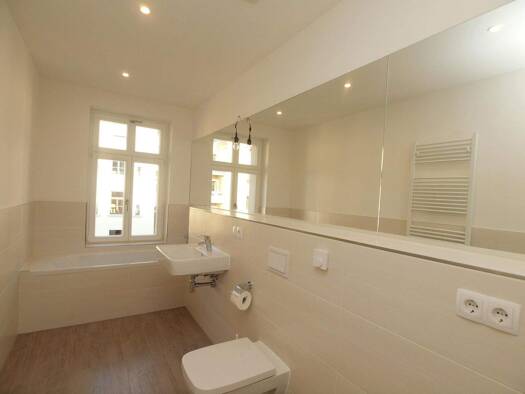 Wohnung zur Miete 732 € 2 Zimmer 81,3 m² 2. Geschoss frei ab 01.04.2026 Mockauer Straße 121 Mockau-Nord Leipzig 04357