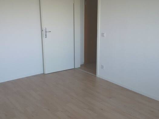 Wohnung zur Miete 280 € 2 Zimmer 40,4 m² 3. Geschoss frei ab 01.05.2026 Elsterwerdaer Str. 57 Großenhain 01558
