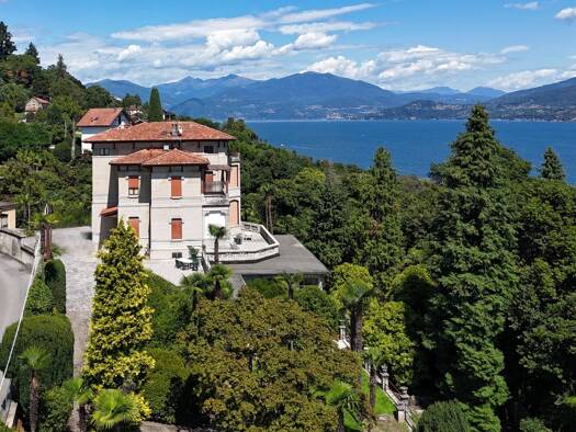 Villa zum Kauf 1.700.000 € 15 Zimmer 900 m² 2.030 m² Grundstück Via Ronco Frino Ghiffa 28823