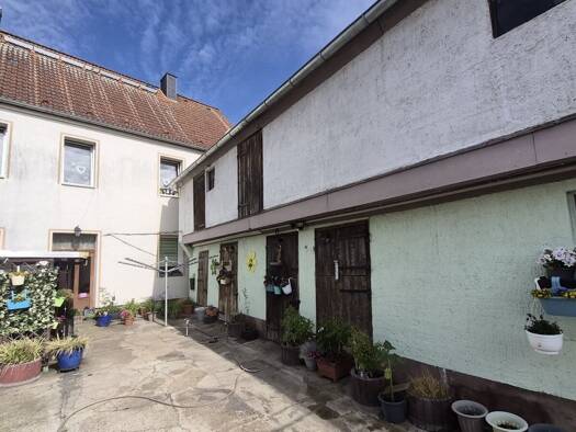 Mehrfamilienhaus zum Kauf 169.000 € 6 Zimmer 176 m² 313 m² Grundstück Barleben Barleben 39179