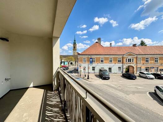 Wohnung zum Kauf 270.000 € 2 Zimmer 67,2 m² 1. Geschoss Rathausplatz 7 Stockerau 2000
