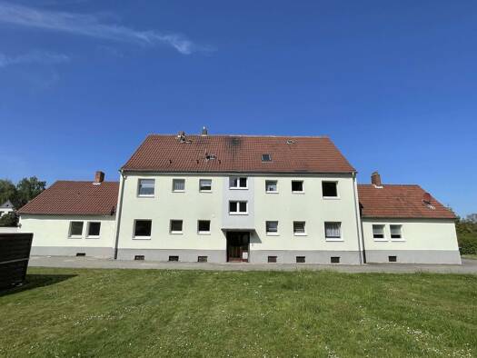 Mehrfamilienhaus zum Kauf als Kapitalanlage geeignet 560.000 € 400 m² 2.008 m² Grundstück Helmstedter Straße 19 Grasleben Grasleben 38368