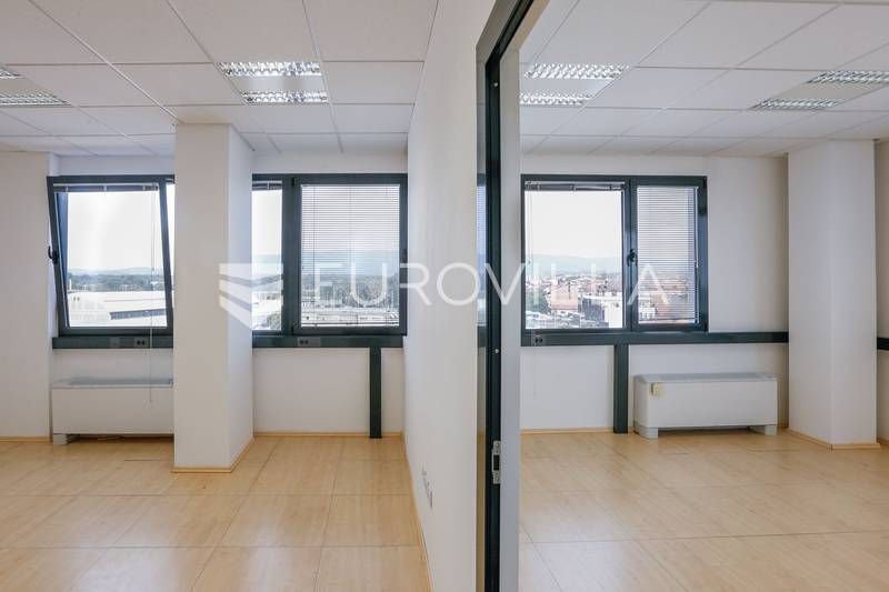 Büro-/Praxisfläche zur Miete 3.493 € Stefanovecka Donja Dubrava center 40328