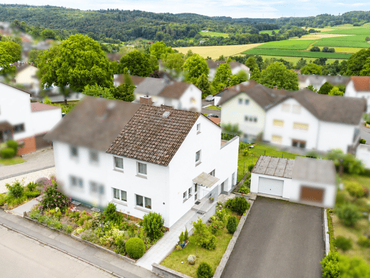 Doppelhaushälfte zum Kauf 280.000 € 5 Zimmer 123 m² 381 m² Grundstück Homberg Homberg (Ohm) 35315