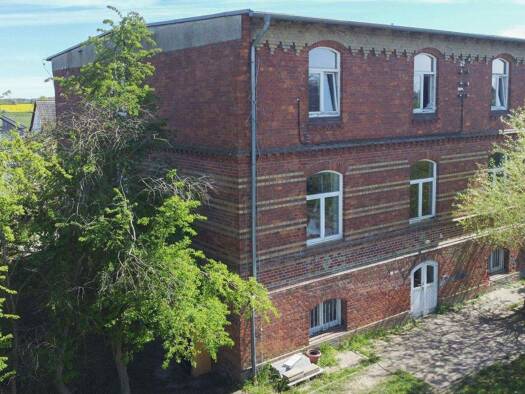 Mehrfamilienhaus zum Kauf als Kapitalanlage geeignet 315.000 € 9 Zimmer 469 m² 1.767,2 m² Grundstück Hinrichshagen Hof II Hinrichshagen 17498