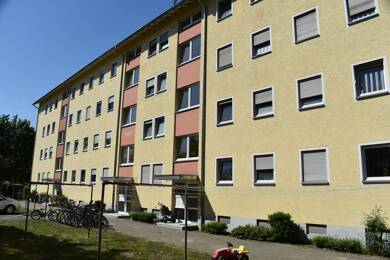 Wohnung zur Miete 288 € 1 Zimmer 33,9 m² 2. Geschoss frei ab sofort Konstanzer Straße 27 Hardtschule 73 Singen (Hohentwiel) 78224