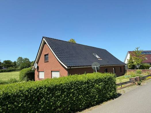 Einfamilienhaus zum Kauf 159.000 € 6,5 Zimmer 195 m² 846 m² Grundstück Mulsum 27639