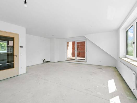 Wohnung zum Kauf 270.000 € 3 Zimmer 90 m² 2. Geschoss Würzburger Straße 446 Burgfarrnbach Fürth 90768