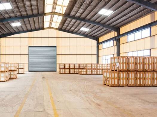 Lagerhalle zur Miete provisionsfrei 20.000 m² Lagerfläche teilbar ab 200 m² Hauptstraße Heidenau 01809