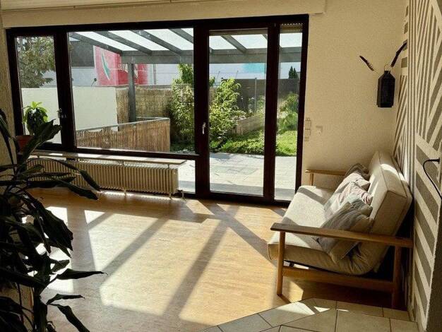 Reihenmittelhaus zum Kauf provisionsfrei 475.000 € 6,5 Zimmer 135 m² 207 m² Grundstück Kleinsachsenheim Sachsenheim 74343