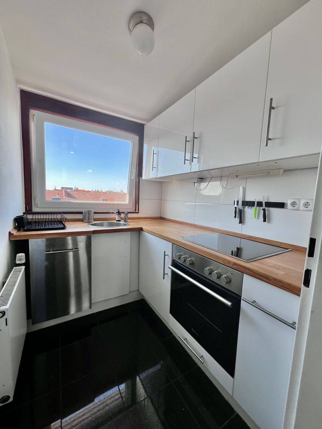 Property thumbnail 2