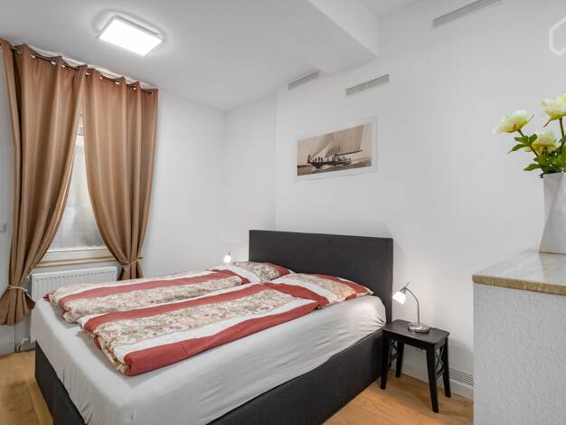 Wohnung zur Miete Wohnen auf Zeit 1.350 € 2 Zimmer 65 m² frei ab sofort Altstadt Bremen 28195