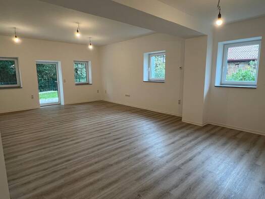 WG-Zimmer zur Miete 984 € 3 Zimmer 85 m² Geschoss EG/3 frei ab 01.07.2026 Kirchheim 99334