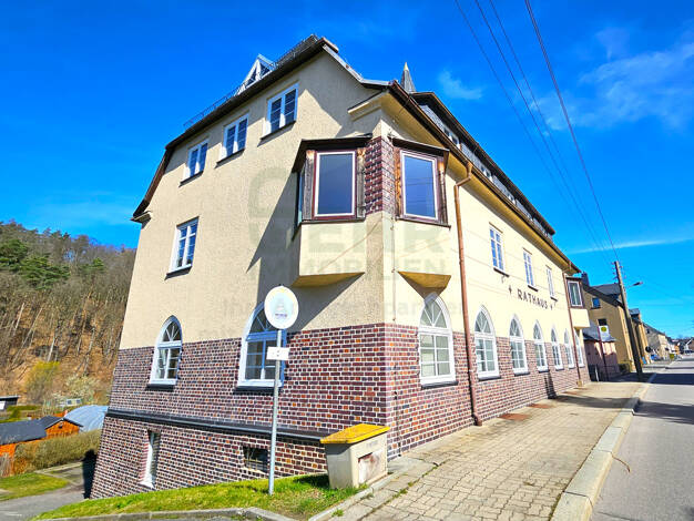 Mehrfamilienhaus zum Kauf 115.000 € 18 Zimmer 470 m² 1.586 m² Grundstück Hauptstr. 37 Rödlitz Lichtenstein/Sachsen / Rödlitz 09350