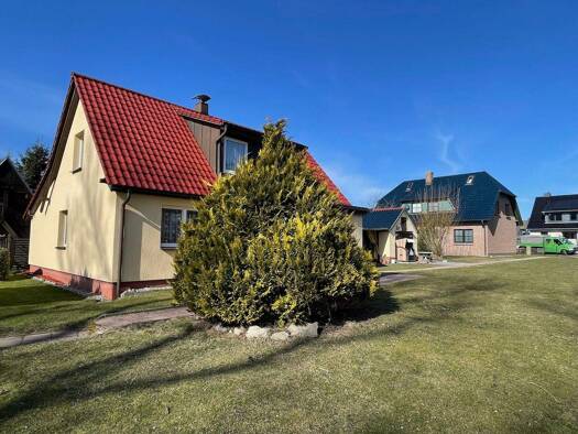 Haus zum Kauf 499.000 € 10 Zimmer 290 m² 945 m² Grundstück Wiek 18556