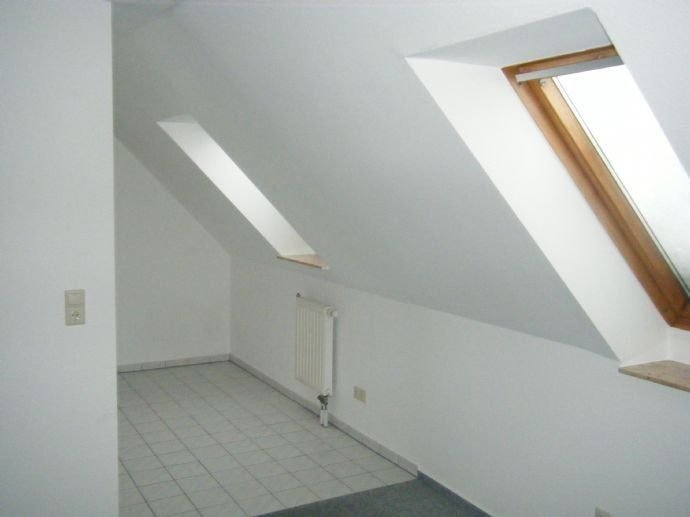 Wohnung zur Miete 266 € 1 Zimmer 38,5 m²<br/>Wohnfläche 4.<br/>Geschoss Greizer Straße 70 Zeulenroda Zeulenroda-Triebes 07937