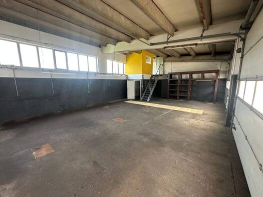 Halle/Industriefläche zur Miete provisionsfrei 2.200 € 200 m² Lagerfläche Pommernstraße 13c Anger Erlangen 91052