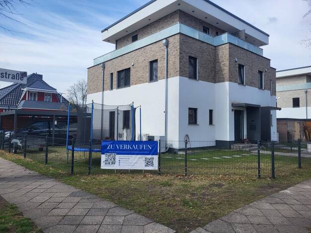 Doppelhaushälfte zum Kauf provisionsfrei 895.000 € 5 Zimmer 165 m² 438 m² Grundstück Kochstraße 40 Falkensee 14612