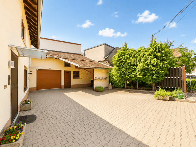 Mehrfamilienhaus zum Kauf 449.000 € 7 Zimmer 138 m² 527 m² Grundstück Obere Hafnerstraße 4 Haueneberstein Baden-Baden 76532