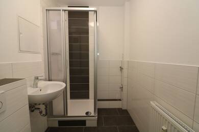 Wohnung zur Miete 379 € 3 Zimmer 55,3 m² 2. Geschoss Karl-Kegel-Straße 16d Freiberg Freiberg 09599