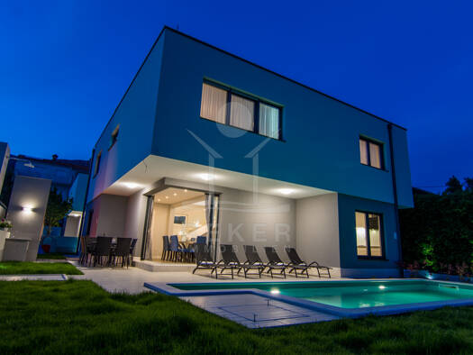 Villa zum Kauf - Erstbezug 1.120.000 € 404 m² 865 m² Grundstück Kaštelanec