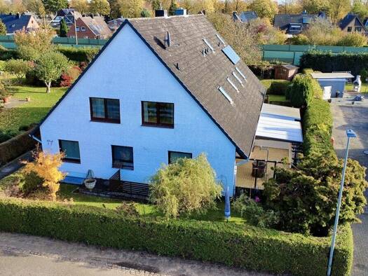 Doppelhaushälfte zum Kauf 369.000 € 7 Zimmer 159,1 m² 523 m² Grundstück Einfeld Neumünster 24536