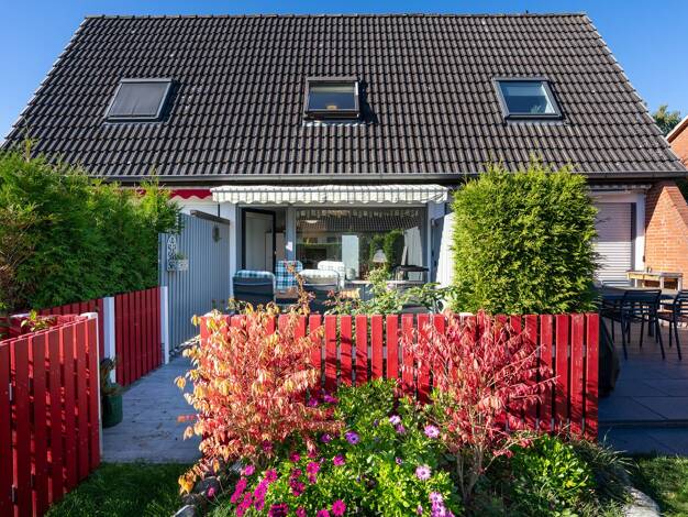 Reihenmittelhaus zum Kauf 299.000 € 2,5 Zimmer 55 m² 1.270 m² Grundstück Grömitz Grömitz 23743