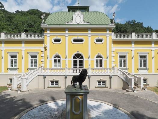 Haus zum Kauf 2.390.000 € 7.991 m² Grundstück Hörfarth 3508