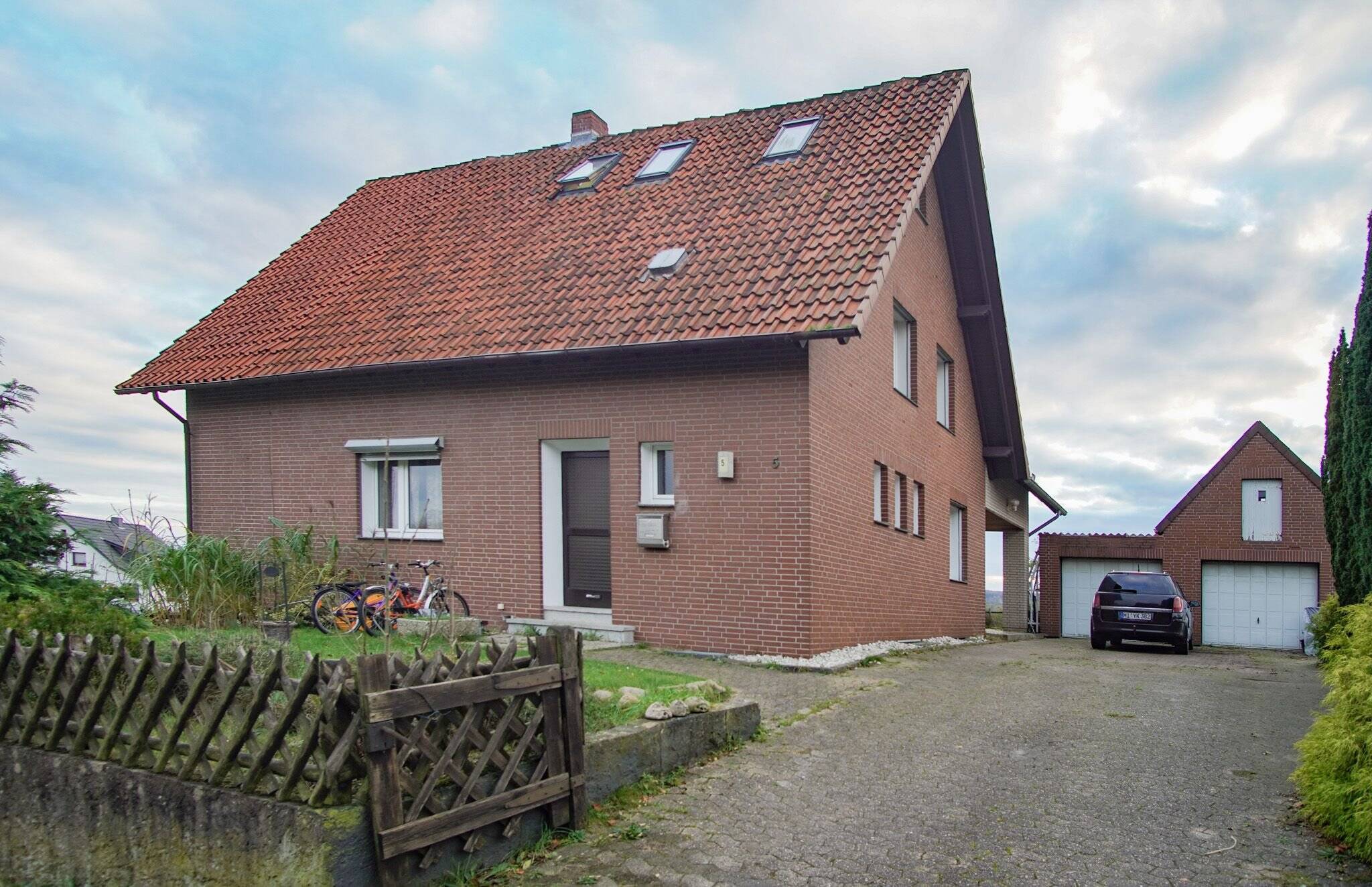 Property thumbnail 11