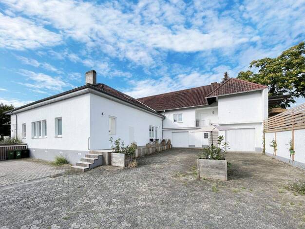 Mehrfamilienhaus zum Kauf provisionsfrei 1.290.000 € 13 Zimmer 425 m² 924 m² Grundstück Mombach Mainz 55120