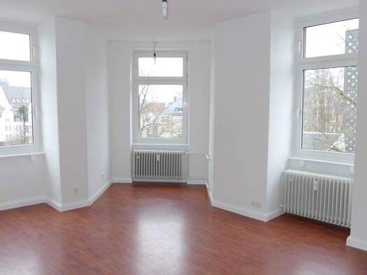 Wohnung zur Miete 950 € 4 Zimmer 100 m² 3. Geschoss Gießen 35390