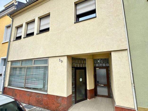 Mehrfamilienhaus zum Kauf 390.000 € 15 Zimmer 122 m² 553 m² Grundstück Serriger Straße 5b Burbach Saarbrücken 66115
