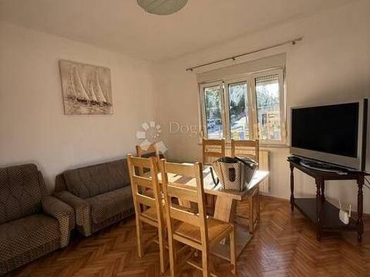 Wohnung zur Miete 250 € 4 Zimmer 84 m² Geschoss 1/1 Draga, Rijeka Rijeka 51000