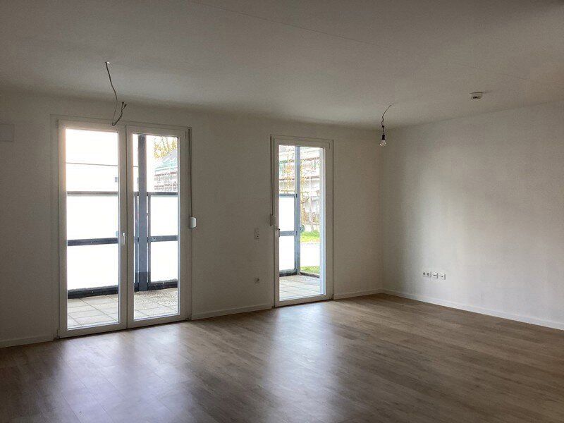 Wohnung zur Miete 1.207 € 3 Zimmer 96,6 m²<br/>Wohnfläche 08.12.2024<br/>Verfügbarkeit Ernst-Thälmann-Platz 5a Elstal Wustermark 14641