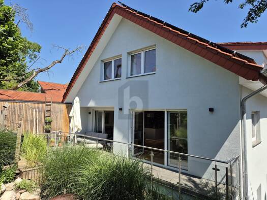 Einfamilienhaus zum Kauf 1.680.000 € 7,5 Zimmer 220 m² 337 m² Grundstück Wollmatingen Konstanz 78467
