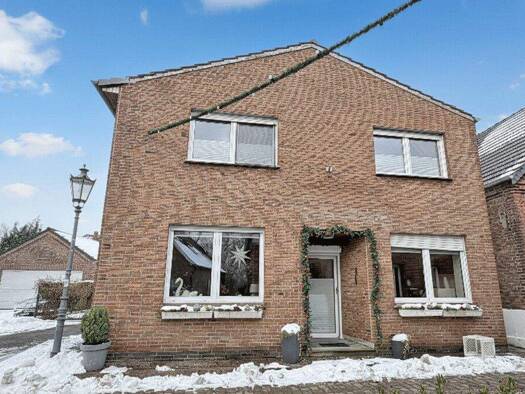 Einfamilienhaus zum Kauf 550.000 € 8 Zimmer 246 m² 408 m² Grundstück Krudenburg Hünxe 46569