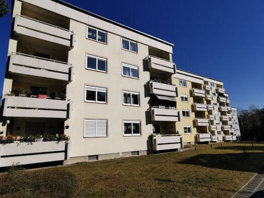 Wohnung zur Miete 566 € 3 Zimmer 75,4 m² 3. Geschoss frei ab 16.10.2026 Paul-Keller-Straße 18 Oberfürberg Fürth 90768
