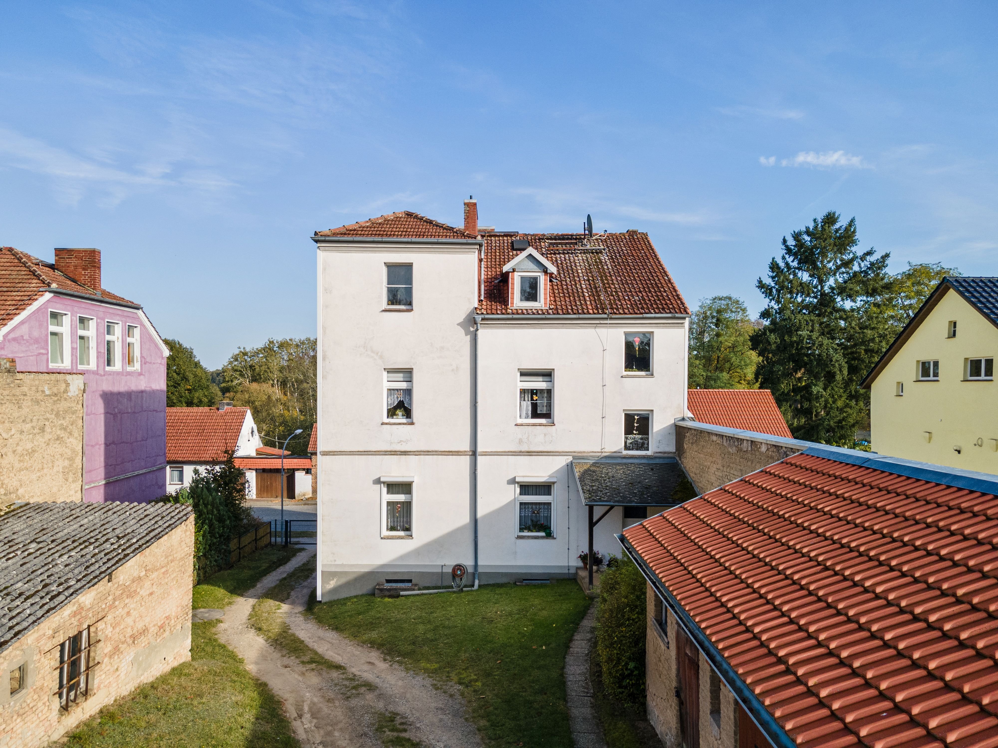 Mehrfamilienhaus zum Kauf provisionsfrei 369.900 € 12 Zimmer 257,2 m²<br/>Wohnfläche 581 m²<br/>Grundstück Prendener Dorfstraße 31 Prenden Wandlitz 16348