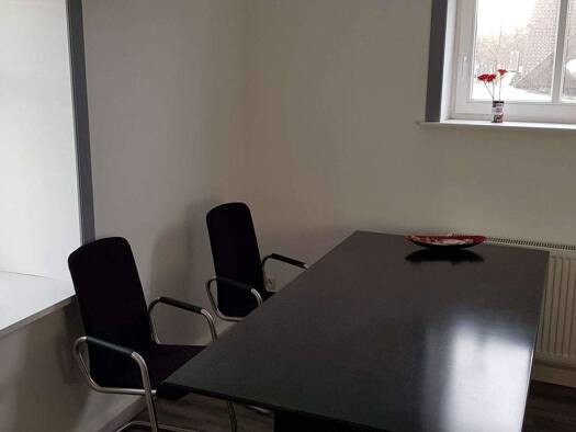 Bürofläche zur Miete 460 € 1 Zimmer 16 m² Bürofläche teilbar ab 16 m² Neuenhäusen Celle 29221
