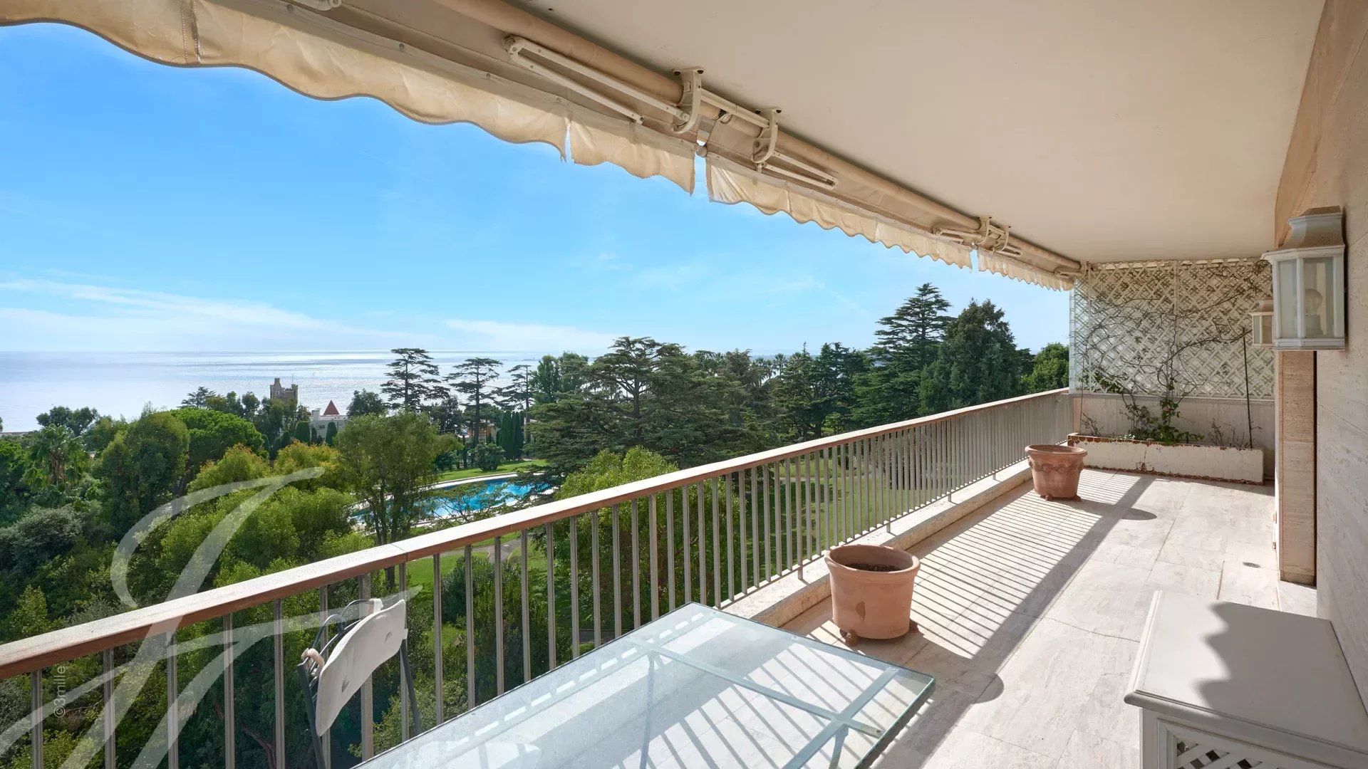 Studio zum Kauf provisionsfrei 1.290.000 € 3 Zimmer 93,1 m²<br/>Wohnfläche 2.<br/>Geschoss La Californie Cannes 06400