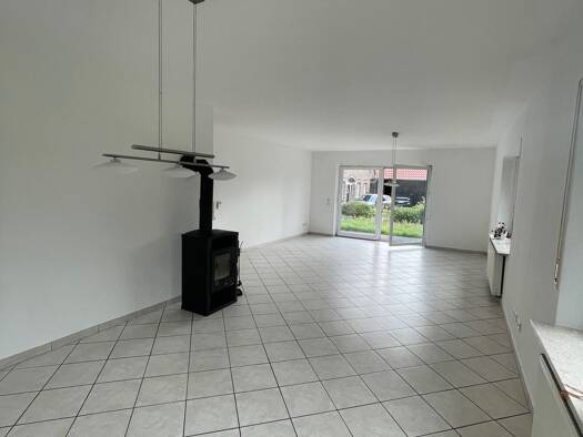Terrassenwohnung zur Miete 1.300 € 3 Zimmer 120 m² Geschoss EG/2 frei ab sofort Petersfehn II Bad Zwischenahn 26160