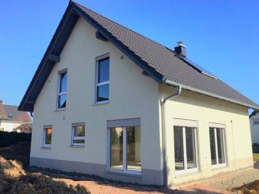 Einfamilienhaus zum Kauf provisionsfrei 365.900 € 4 Zimmer 102 m² 600 m² Grundstück Reichenhain Chemnitz 09125