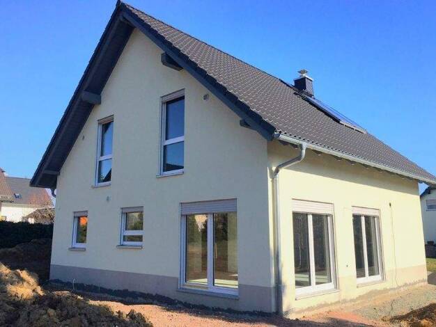 Einfamilienhaus zum Kauf provisionsfrei 365.900 € 4 Zimmer 102 m² 600 m² Grundstück Reichenhain Chemnitz 09125