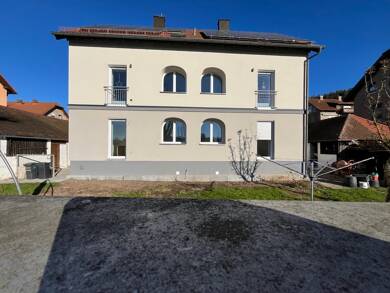 Wohnung zum Kauf 286.000 € 3 Zimmer 85 m² Auerbach Auerbach i.d.OPf. 91275