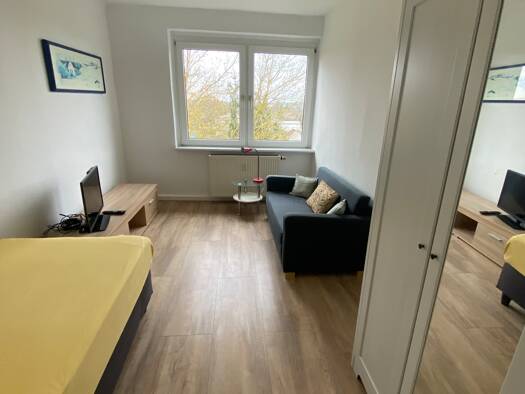 Studio zur Miete 400 € 1,5 Zimmer 30 m² 2. Geschoss frei ab sofort Fichtenbreite 53 Siedlung Dessau-Roßlau 06846