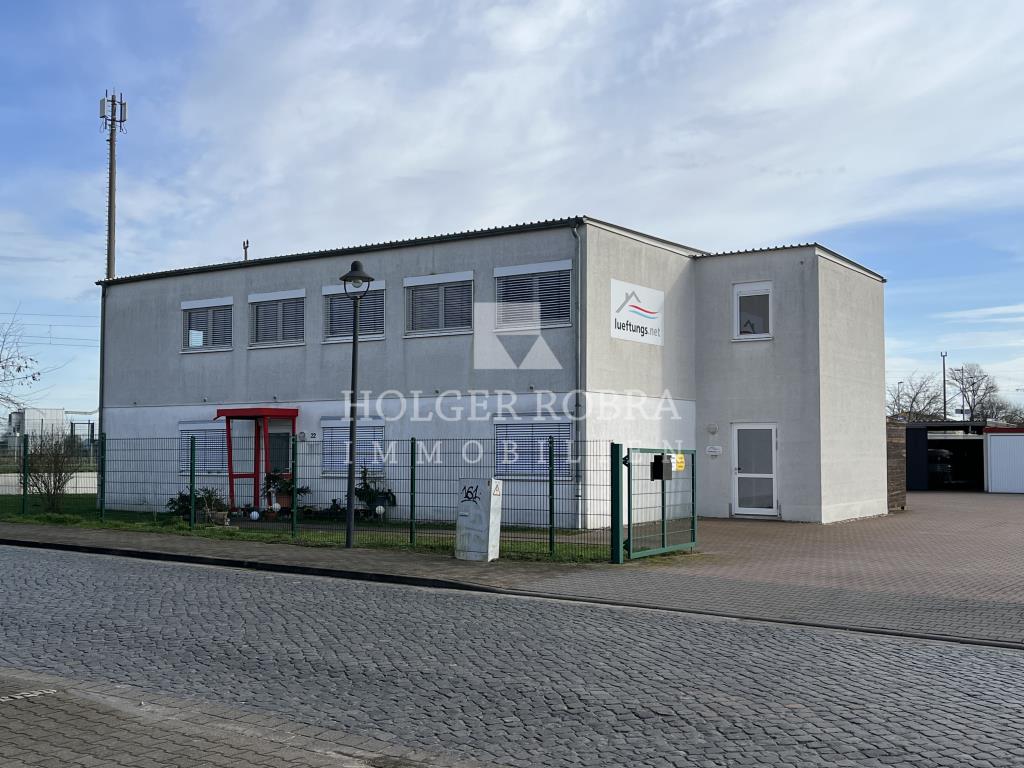 Büro-/Praxisfläche zum Kauf 285.000 € 10 Zimmer 347 m²<br/>Bürofläche Riebauer Straße 22 Pretzier Salzwedel 29410