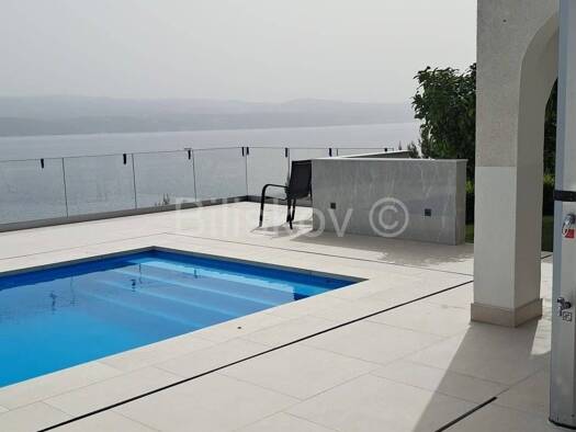 Einfamilienhaus zum Kauf 1.000.000 € 14 Zimmer 434 m² 1.016 m² Grundstück Omiš 21310