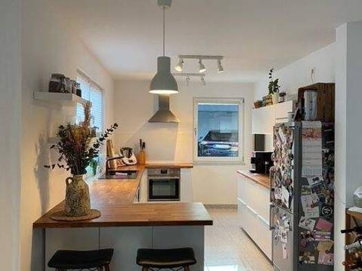Wohnung zum Kauf 447.800 € 3,5 Zimmer 104 m² 1. Geschoss Estenfeld 97230