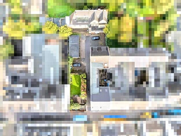 Haus zum Kauf 1.700.000 € 27 Zimmer 680 m² 1.209 m² Grundstück Wiesdorf Leverkusen 51373