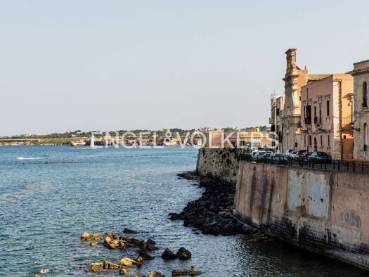 Terrassenwohnung zum Kauf 320.000 € 6 Zimmer 121 m² 2 Geschosse Lungomare d'Ortigia 3 Syrakus 96100